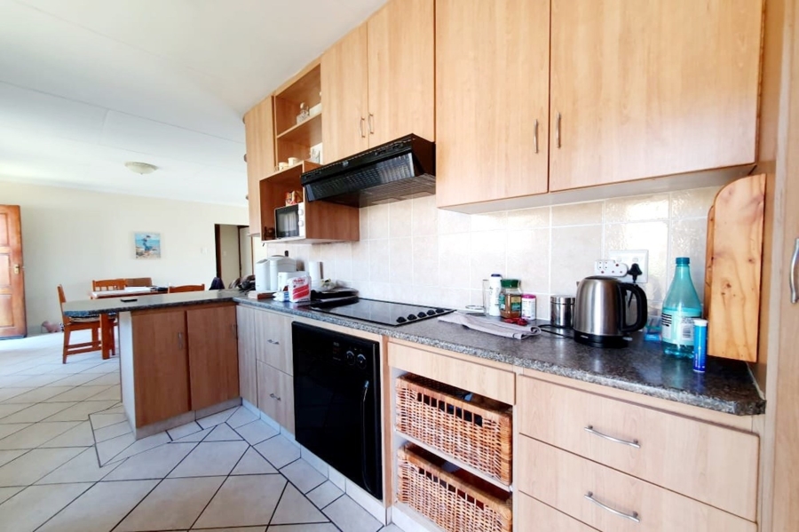 3 Bedroom Property for Sale in Fraaiuitsig Western Cape